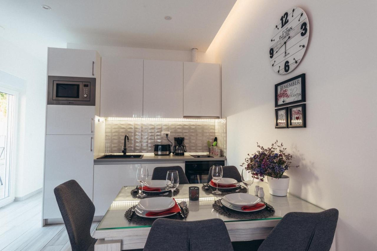 Apartment Gina Trogir Eksteriør bilde